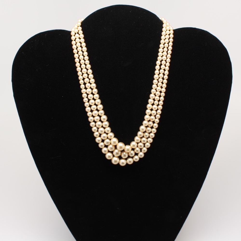 Vintage pearl set